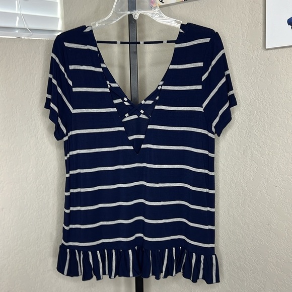 Chaser NWT Blue/White Stripped Top, Size Medium - Picture 5 of 5